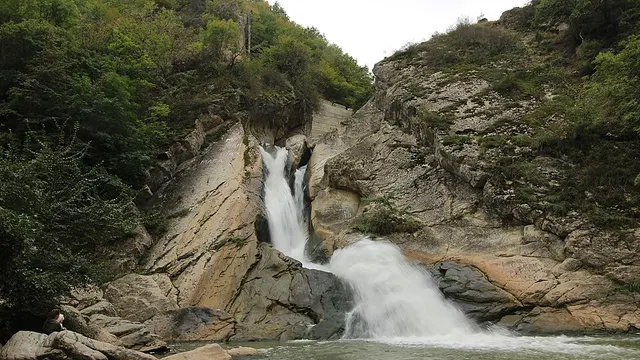 Махачкала — Хучни